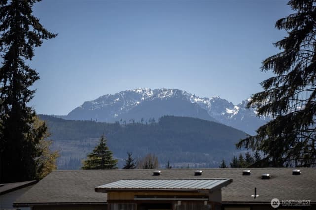 Property photo for 4030 Marsden Road, Port Angeles