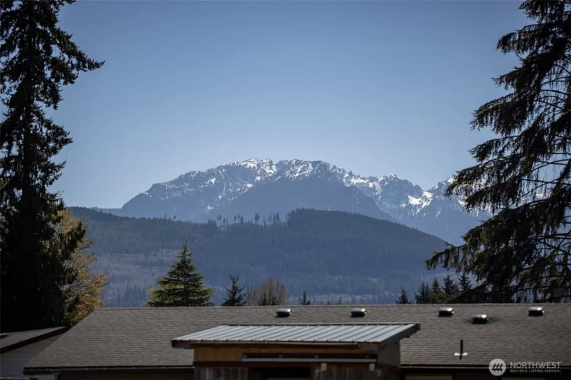Property photo for 4030 Marsden Road, Port Angeles
