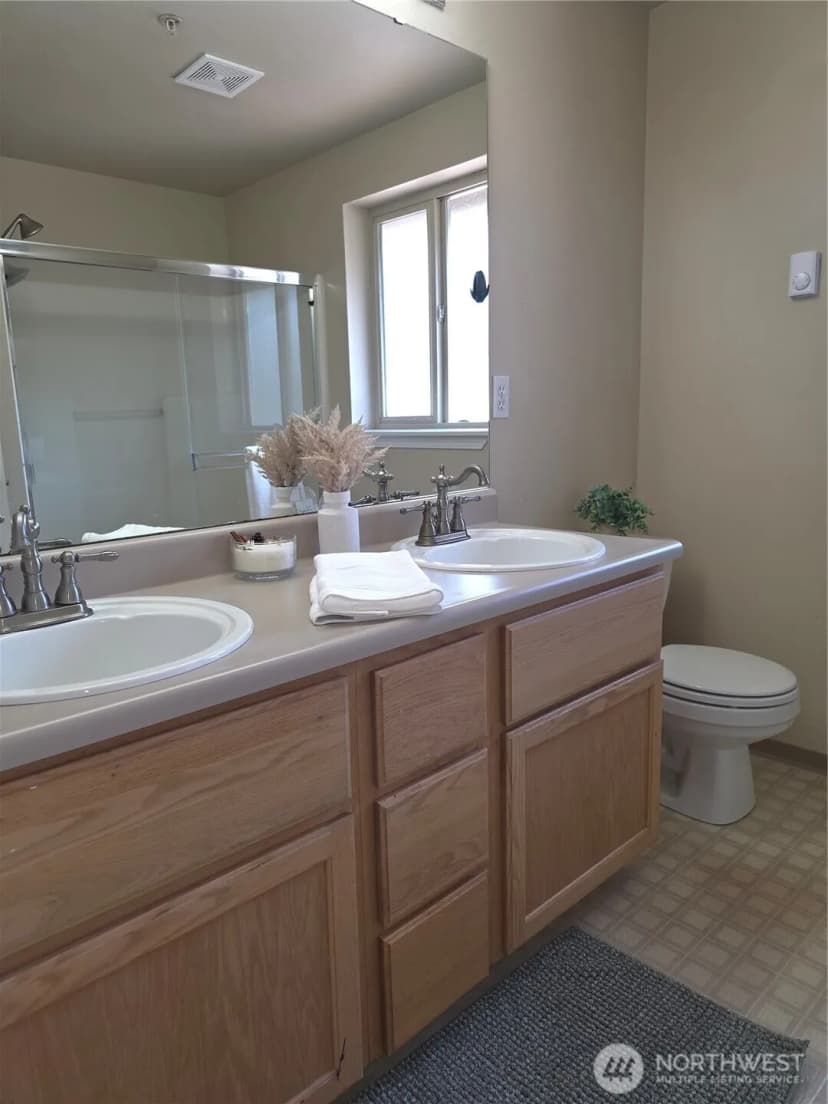 Property photo for 4701 Nw Walgren Drive #204, Silverdale photo 29