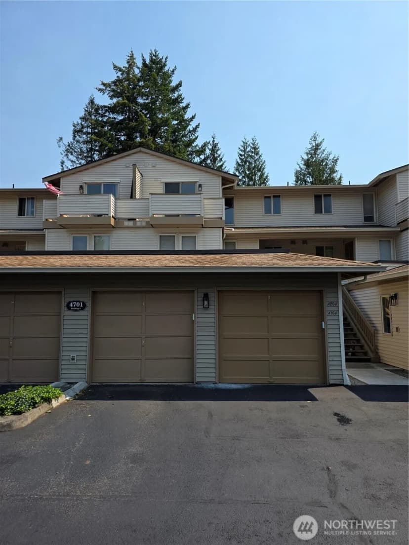 Property photo for 4701 Nw Walgren Drive #204, Silverdale photo 32