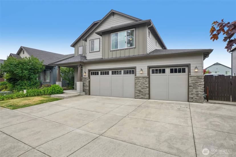 Property photo for 775 N 49 Avenue, Ridgefield