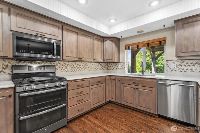 Property photo for 10617 189th Avenue E, Bonney Lake photo 7
