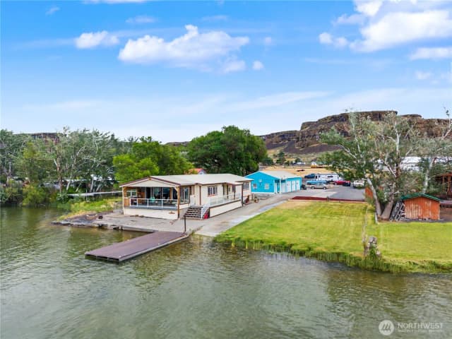 Property photo for 31232 Ne A.3 Road, Coulee City