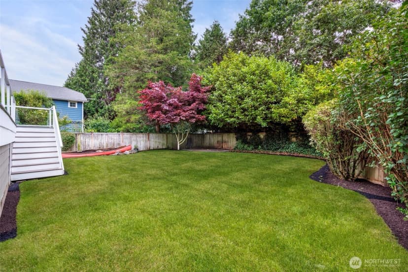 Property photo for 11034 Phinney Avenue N, Seattle photo 31