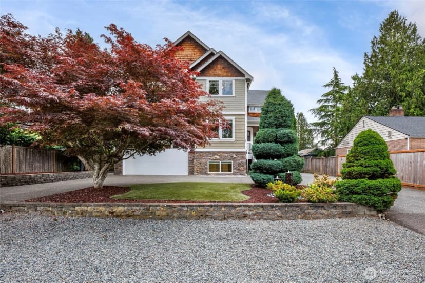 Property photo for 11034 Phinney Avenue N, Seattle photo 34
