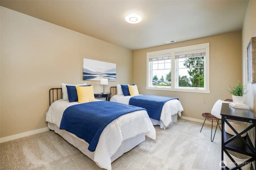 Property photo for 11034 Phinney Avenue N, Seattle photo 19
