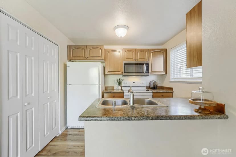 Property photo for 3811 130th Lane Se #c3, Bellevue photo 7