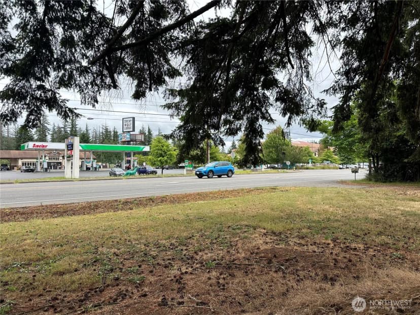 Property photo for 20327 Old Highway 99 Sw, Centralia photo 3