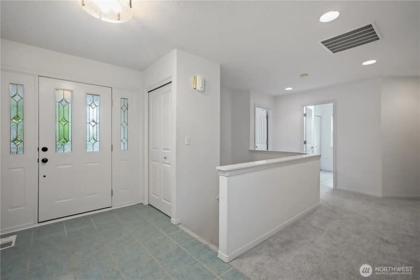 Property photo for 3531 Forest Drive Ne, Bremerton photo 5