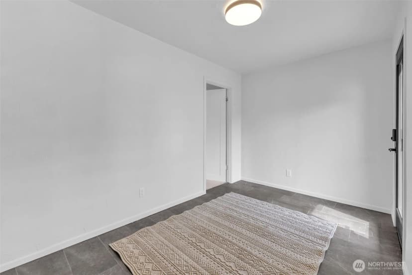 Property photo for 9101 Tacoma Avenue S, Tacoma photo 14