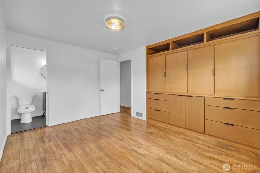 Property photo for 9101 Tacoma Avenue S, Tacoma photo 5