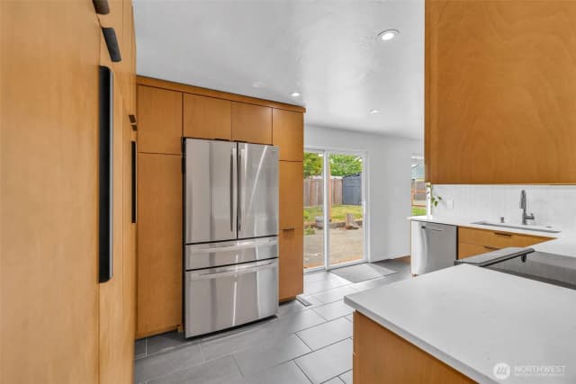Property photo for 9101 Tacoma Avenue S, Tacoma photo 4