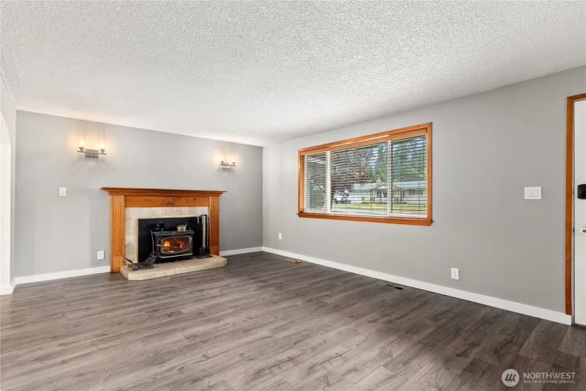 Property photo for 21508 122nd Street Court E, Bonney Lake photo 10