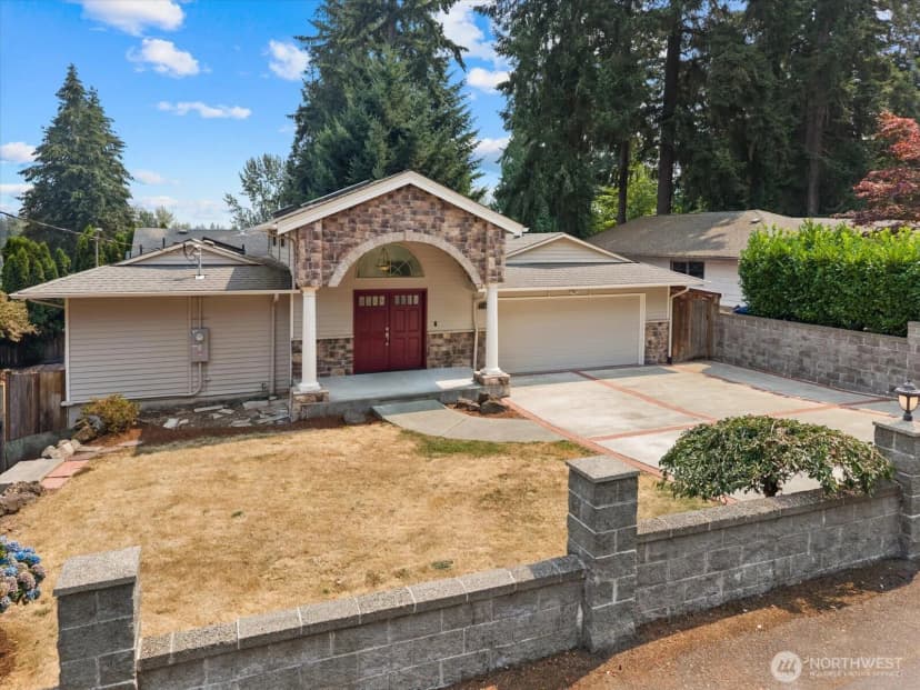 Property photo for 1704 154th Avenue Se, Bellevue photo 33