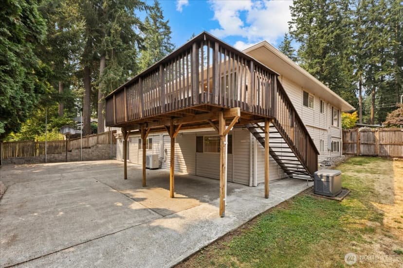 Property photo for 1704 154th Avenue Se, Bellevue photo 30
