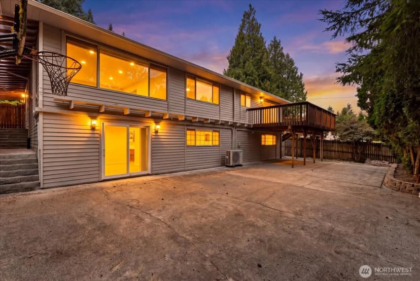 Property photo for 1704 154th Avenue Se, Bellevue photo 40