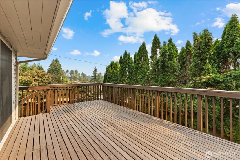 Property photo for 1704 154th Avenue Se, Bellevue photo 28