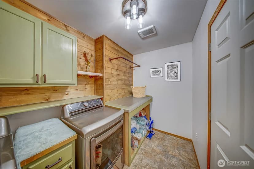 Property photo for 161 E Tenby Way, Shelton photo 24