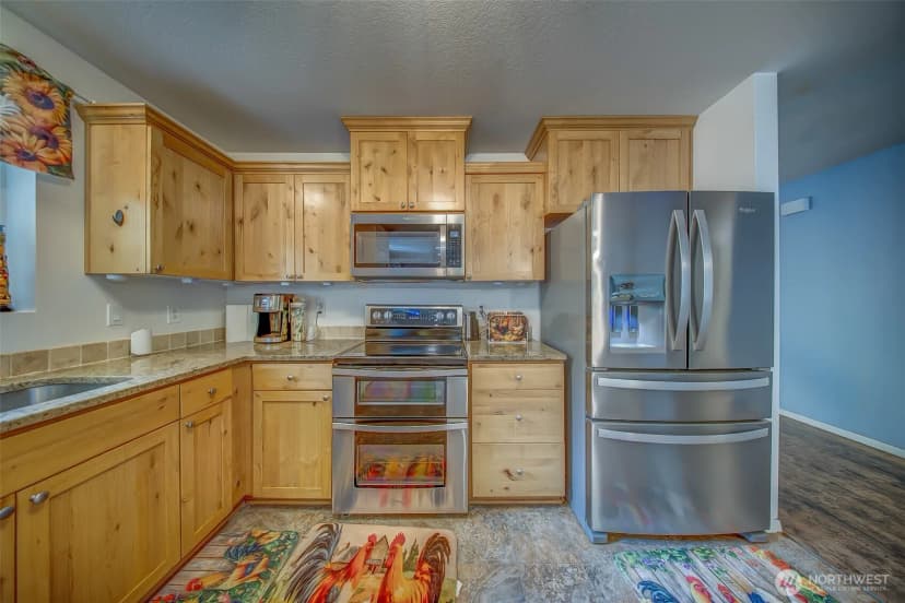 Property photo for 161 E Tenby Way, Shelton photo 19