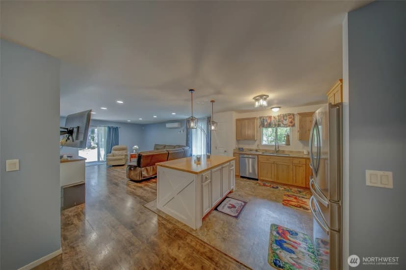 Property photo for 161 E Tenby Way, Shelton photo 17