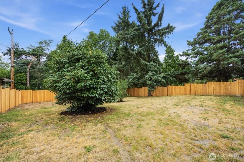 Property photo for 9231 26th Avenue Sw, Seattle photo 21
