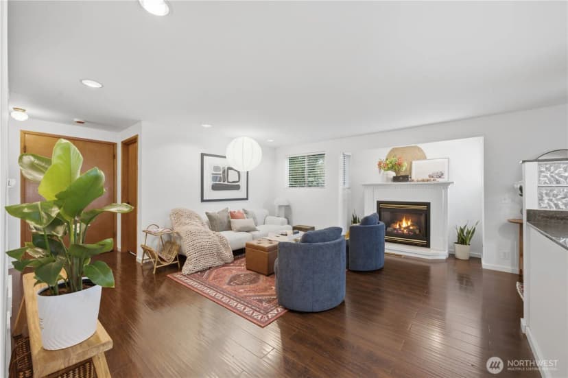 Property photo for 9231 26th Avenue Sw, Seattle photo 6