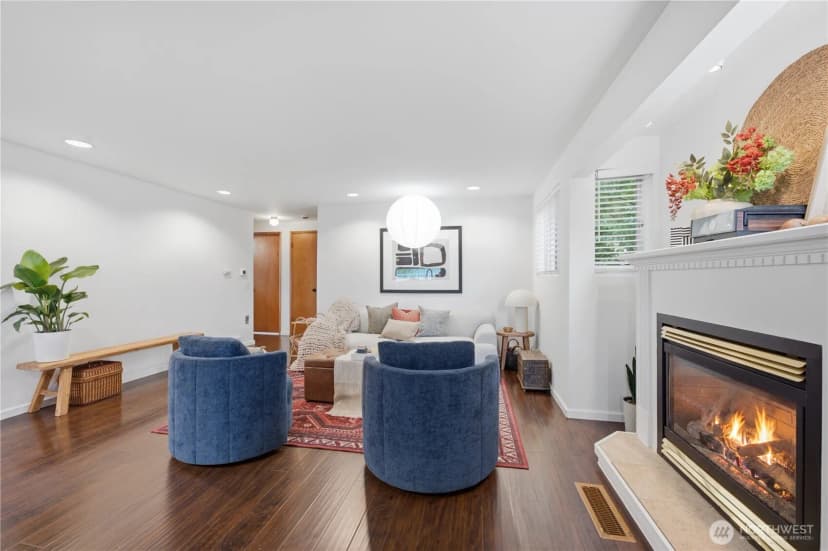 Property photo for 9231 26th Avenue Sw, Seattle photo 5