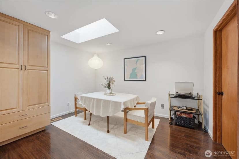 Property photo for 9231 26th Avenue Sw, Seattle photo 12