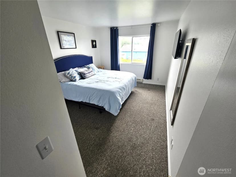 Property photo for 1515 Ocean Beach Boulevard #202, Long Beach photo 17