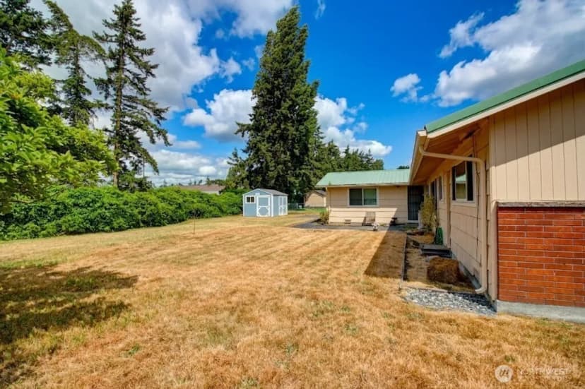 Property photo for 21 Sw 8th Avenue, Oak Harbor photo 19
