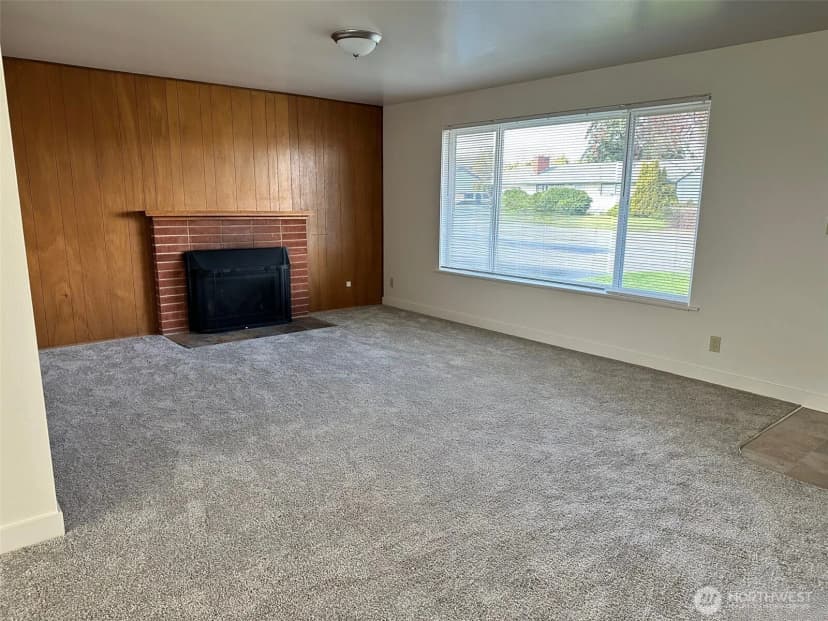 Property photo for 21 Sw 8th Avenue, Oak Harbor photo 16