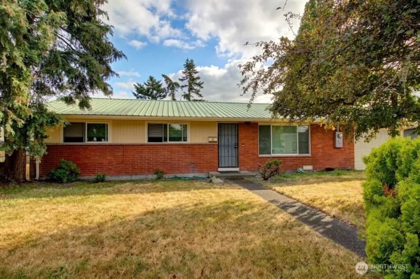 Property photo for 21 Sw 8th Avenue, Oak Harbor photo 14
