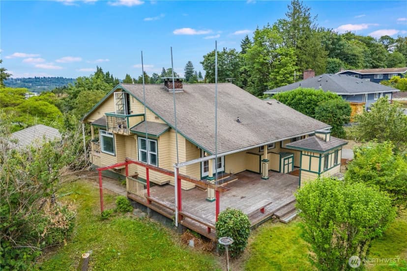 Property photo for 10115 15th Avenue S, Seattle photo 31