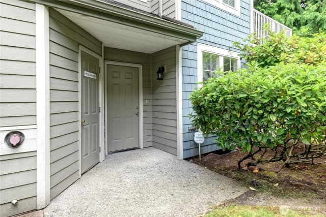 Property photo for 2174 Newport Way Nw #4-6, Issaquah photo 2