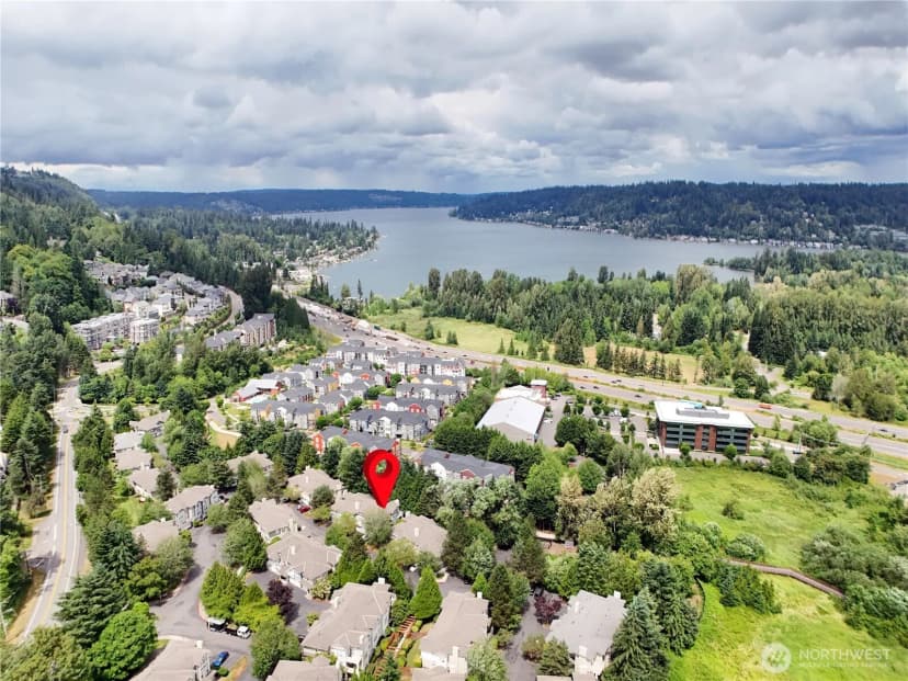 Property photo for 2174 Newport Way Nw #4-6, Issaquah photo 15