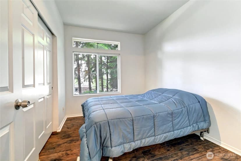 Property photo for 2174 Newport Way Nw #4-6, Issaquah photo 10