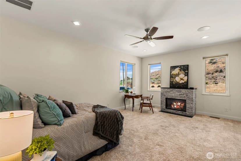 Property photo for 262 42nd Court Nw, East Wenatchee photo 32