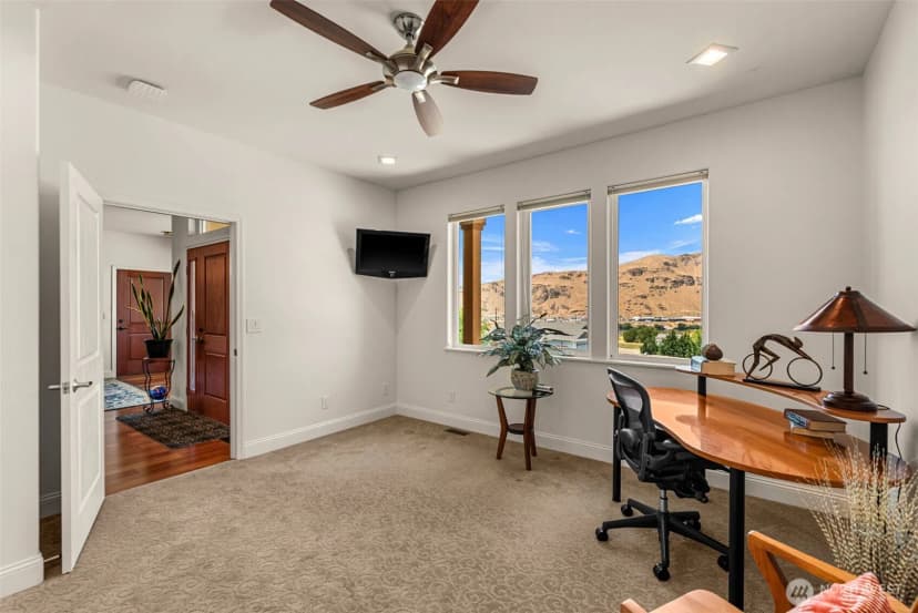 Property photo for 262 42nd Court Nw, East Wenatchee photo 22