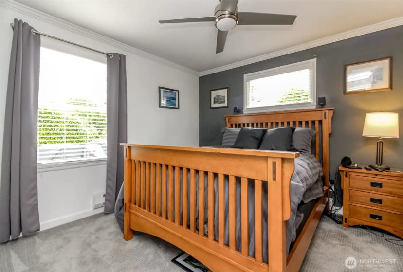 Property photo for 9610 Oak Lane Sw, Lakewood photo 18