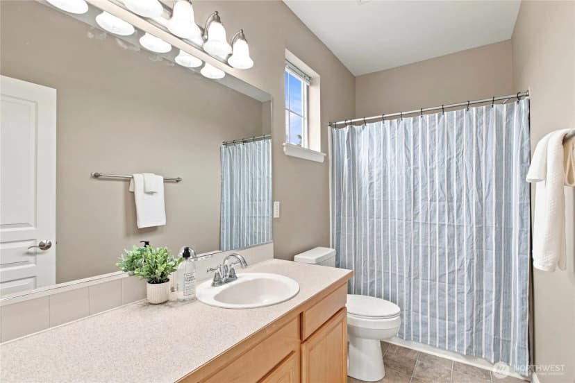 Property photo for 129 Birch Street, Fircrest photo 21