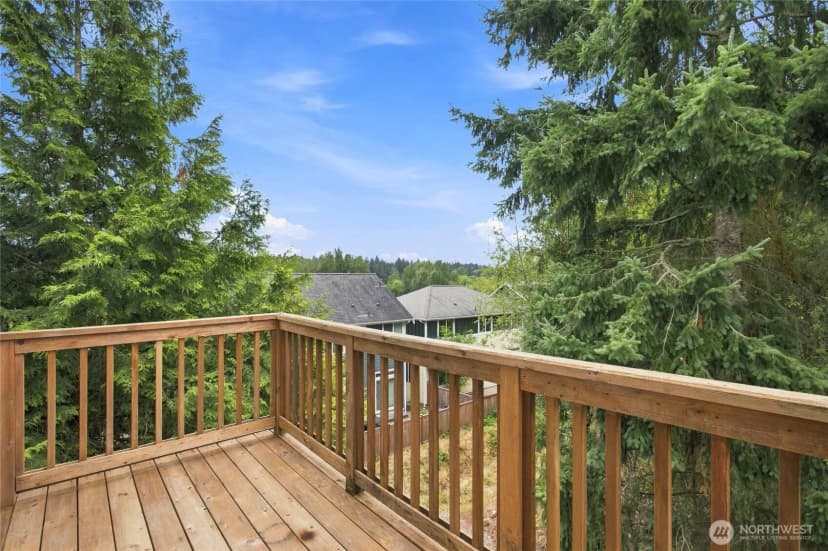 Property photo for 129 Birch Street, Fircrest photo 8