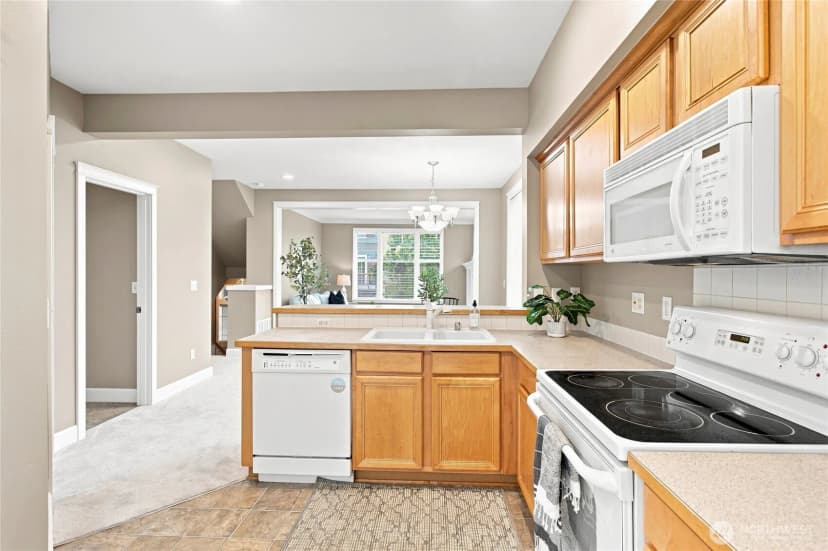 Property photo for 129 Birch Street, Fircrest photo 12