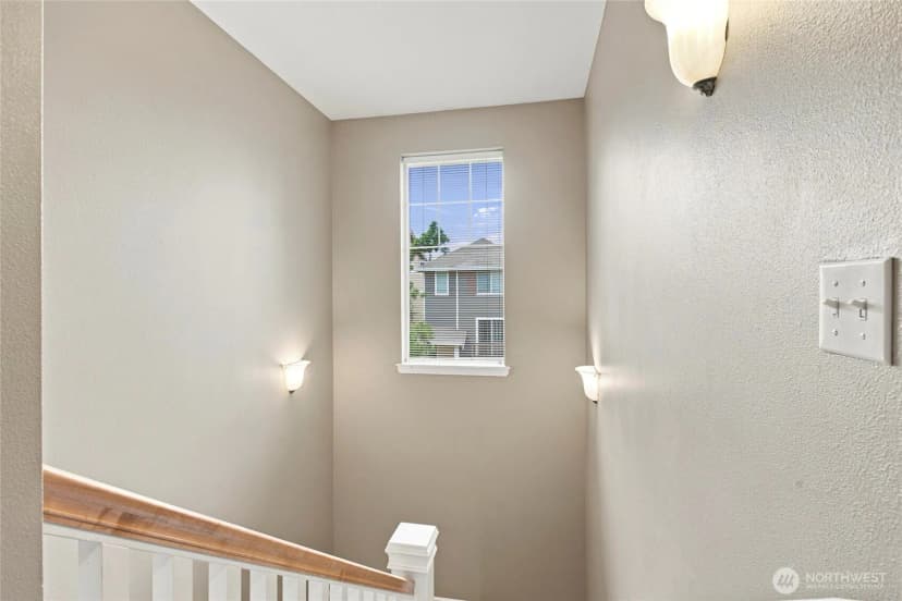 Property photo for 129 Birch Street, Fircrest photo 18