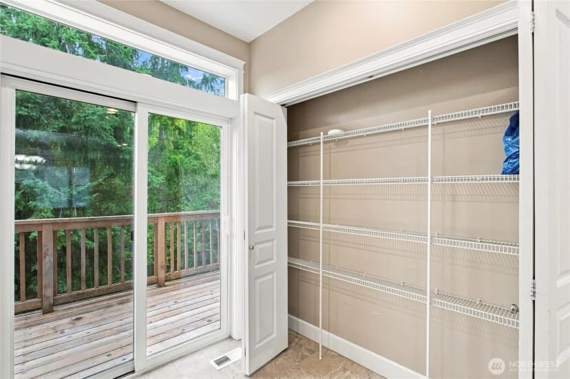 Property photo for 129 Birch Street, Fircrest photo 15