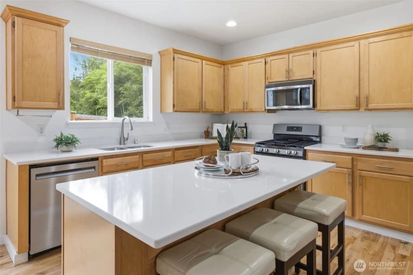Property photo for 14717 Madison Way, Lynnwood photo 14