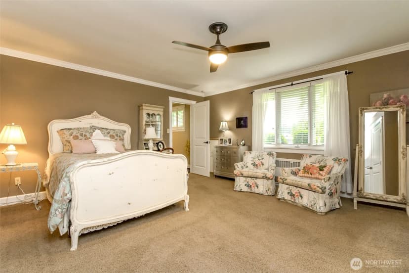Property photo for 10415 Brook Lane Sw, Lakewood photo 25