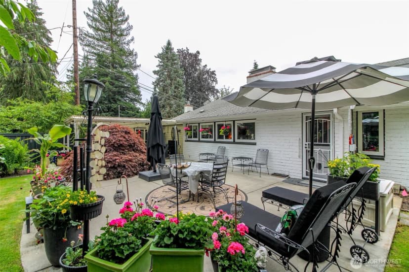 Property photo for 10415 Brook Lane Sw, Lakewood photo 34