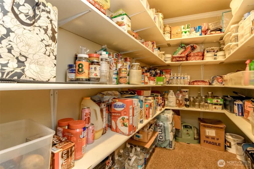 Property photo for 10415 Brook Lane Sw, Lakewood photo 17