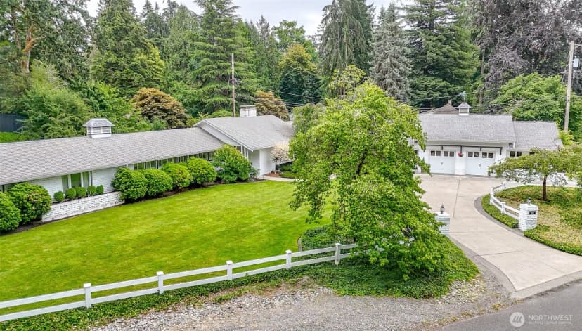 Property photo for 10415 Brook Lane Sw, Lakewood photo 6