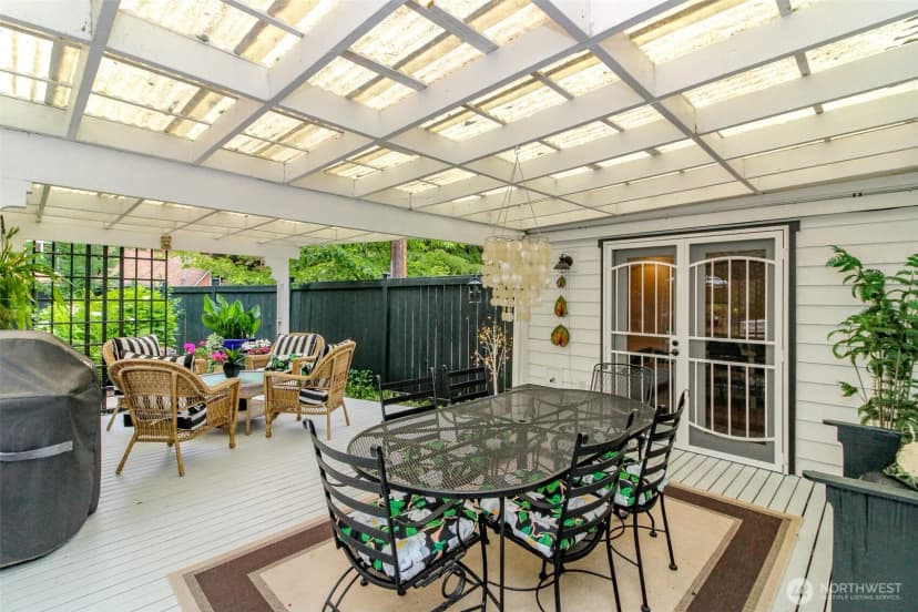 Property photo for 10415 Brook Lane Sw, Lakewood photo 33